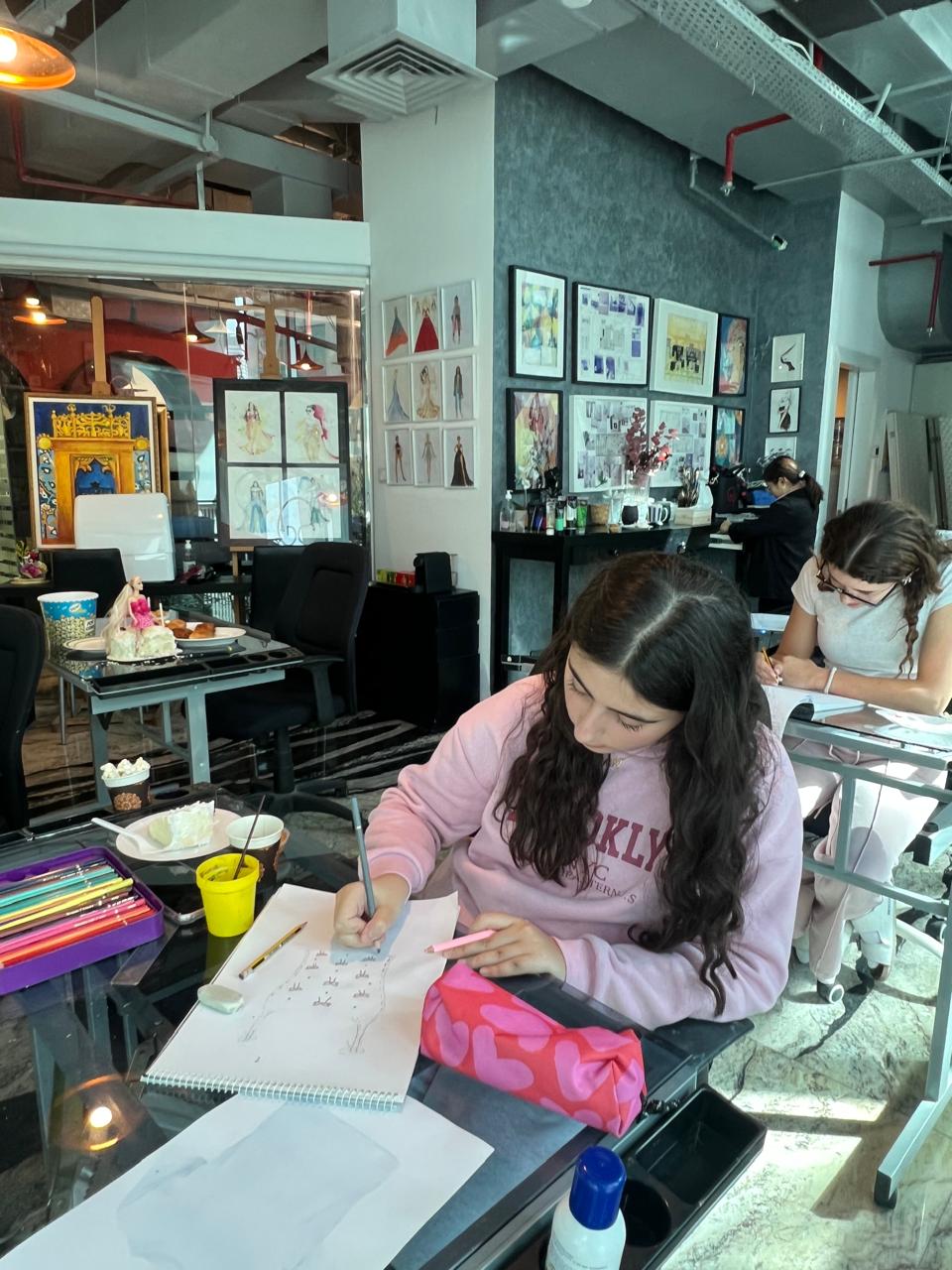 Fashion Design Teens (Age 15 to 18)